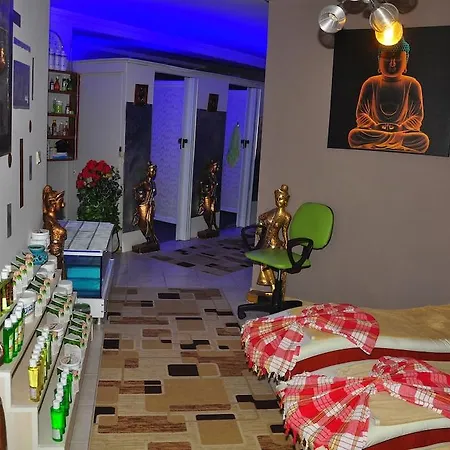 Cinar Family Suite Hotel Отель 3*