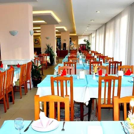 Cinar Family Suite Hotel 3*