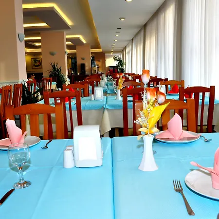 Cinar Family Suite Hotel 3*