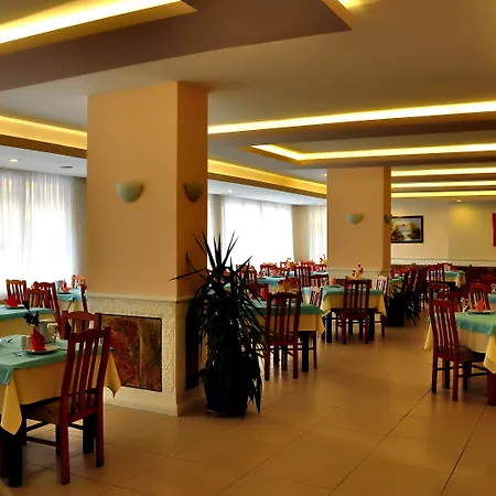 Cinar Family Suite Hotel Отель 3*