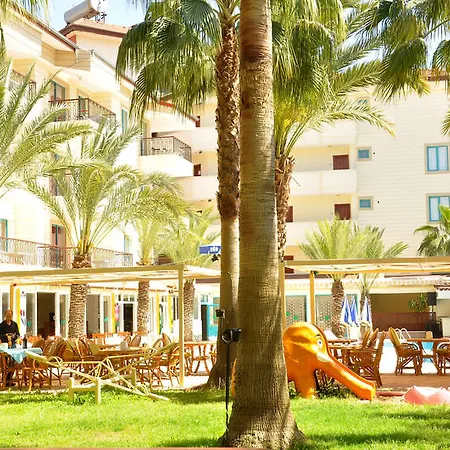 Отель Cinar Family Suite Hotel