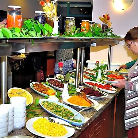 Hotel Cinar Family