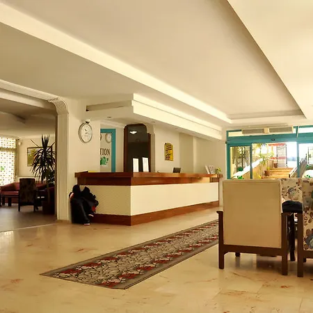 Hotel Cinar Family Suite Hotel Side