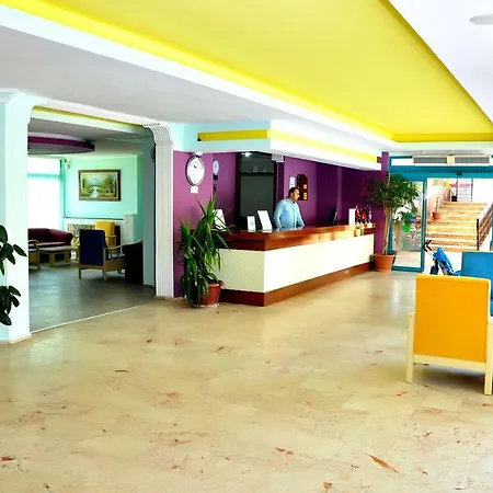 Cinar Family Suite Hotel Hotel Side