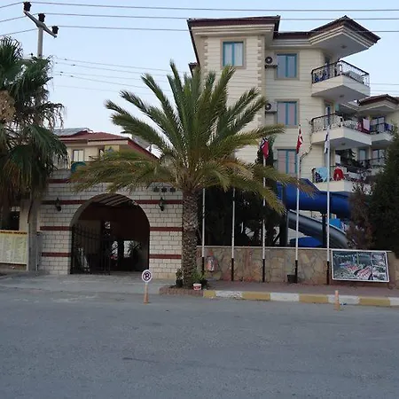 Cinar Family Suite Hotel