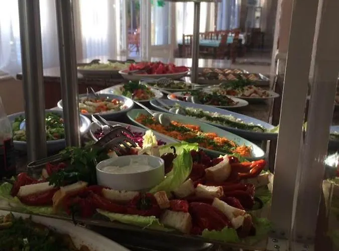 Cinar Family Suite Hotel Side