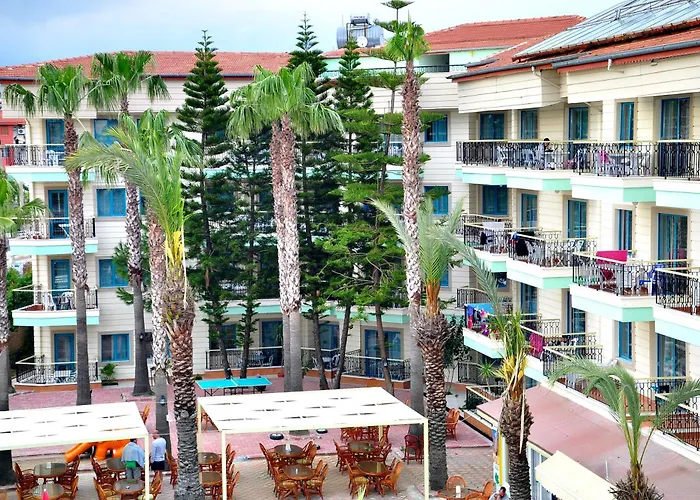 Cinar Family Suite Hotel 3* Side