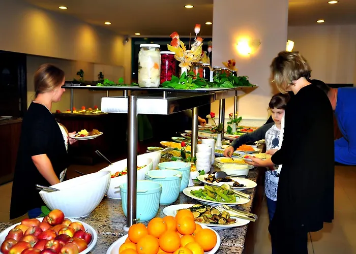 Cinar Family Сіде