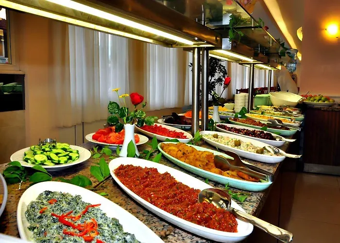 Cinar Family Suite Hotel 3*