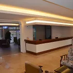 Отель Cinar Family Suite Hotel 3*