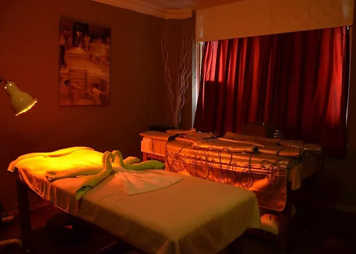 Hotel Cinar Family Side