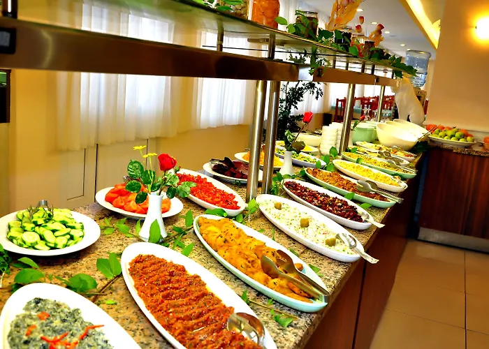 Hotel Cinar Family 3*