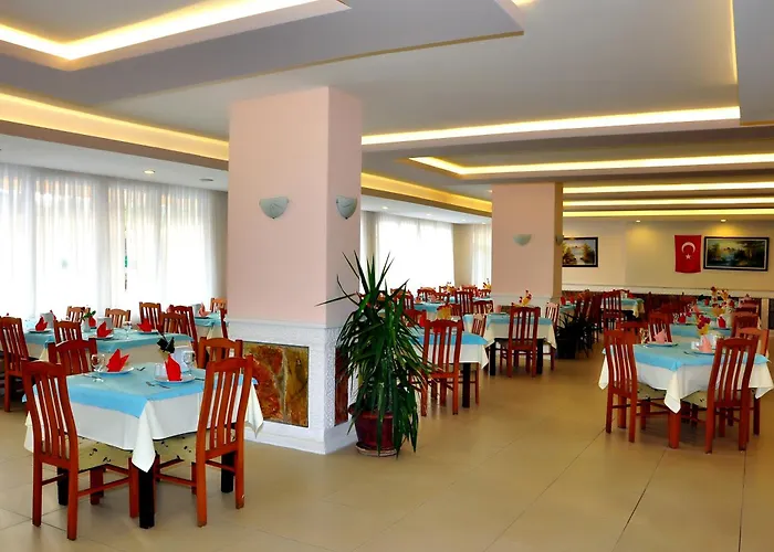 Hotel Cinar Family 3*