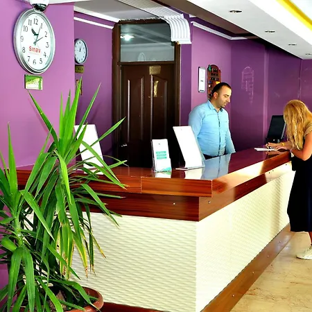 Отель Cinar Family Suite Hotel 3*