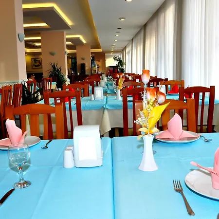 Cinar Family Suite Hotel 3*
